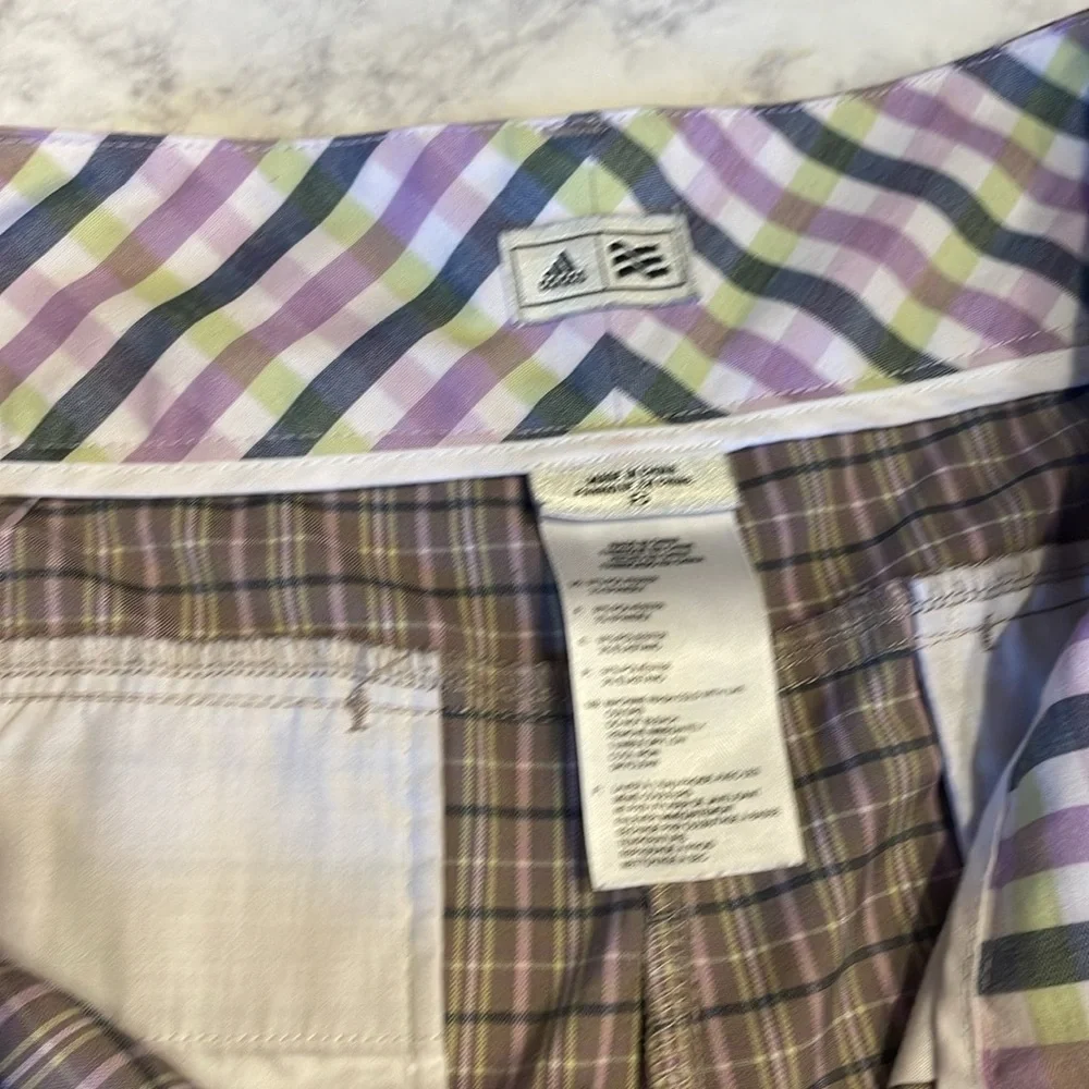 Golf Set - coordinated short and sleeveless colored shirt.   Adidas set - Picture 3 of 9